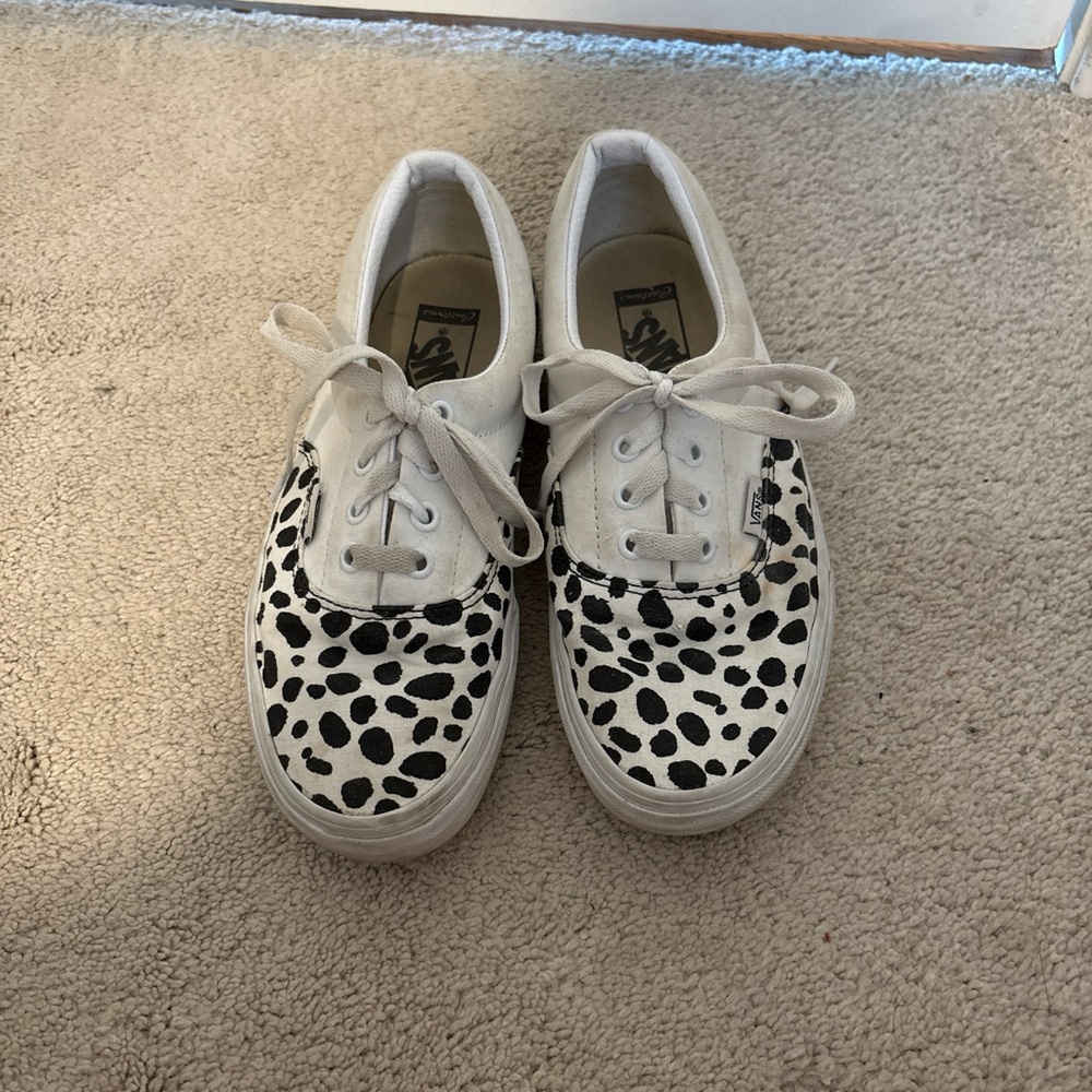 Vans White and Black Sneakers